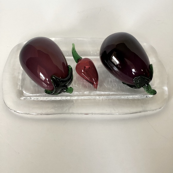 Glass Art Vegetables Purple Eggplant Pair And Jalapeño Pepper Vintage EUC - Picture 2 of 14